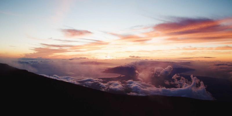 从独行到共鸣：主题旅行社交实验如何重塑旅游社区与旅行分享体验