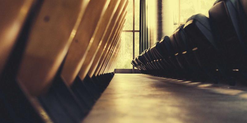 从线上互动到线下同行：结伴旅行与旅行组队的破冰与深化策略