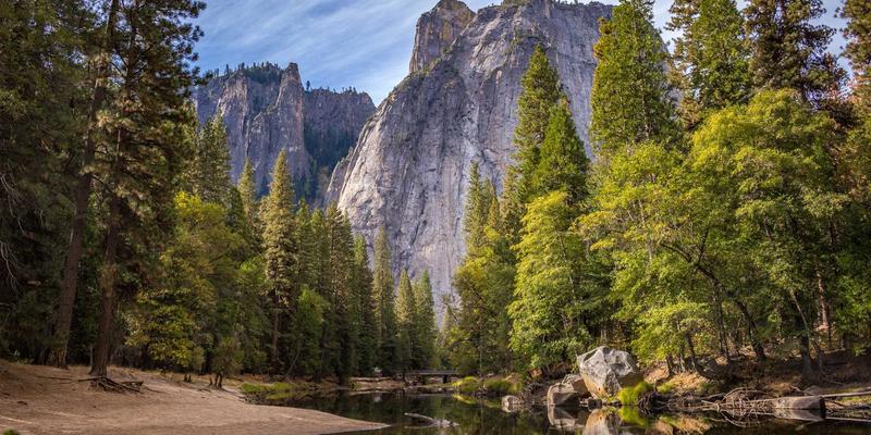 结伴旅行新体验：通过E结游美食社交，用烹饪课程与美食探访连接世界